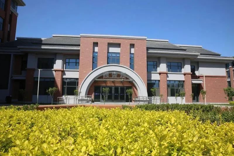 走进石家庄电子信息学校 - 河北单招服务网