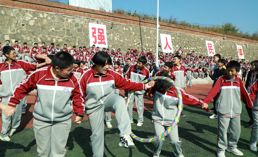 承德幼儿师范学校图片